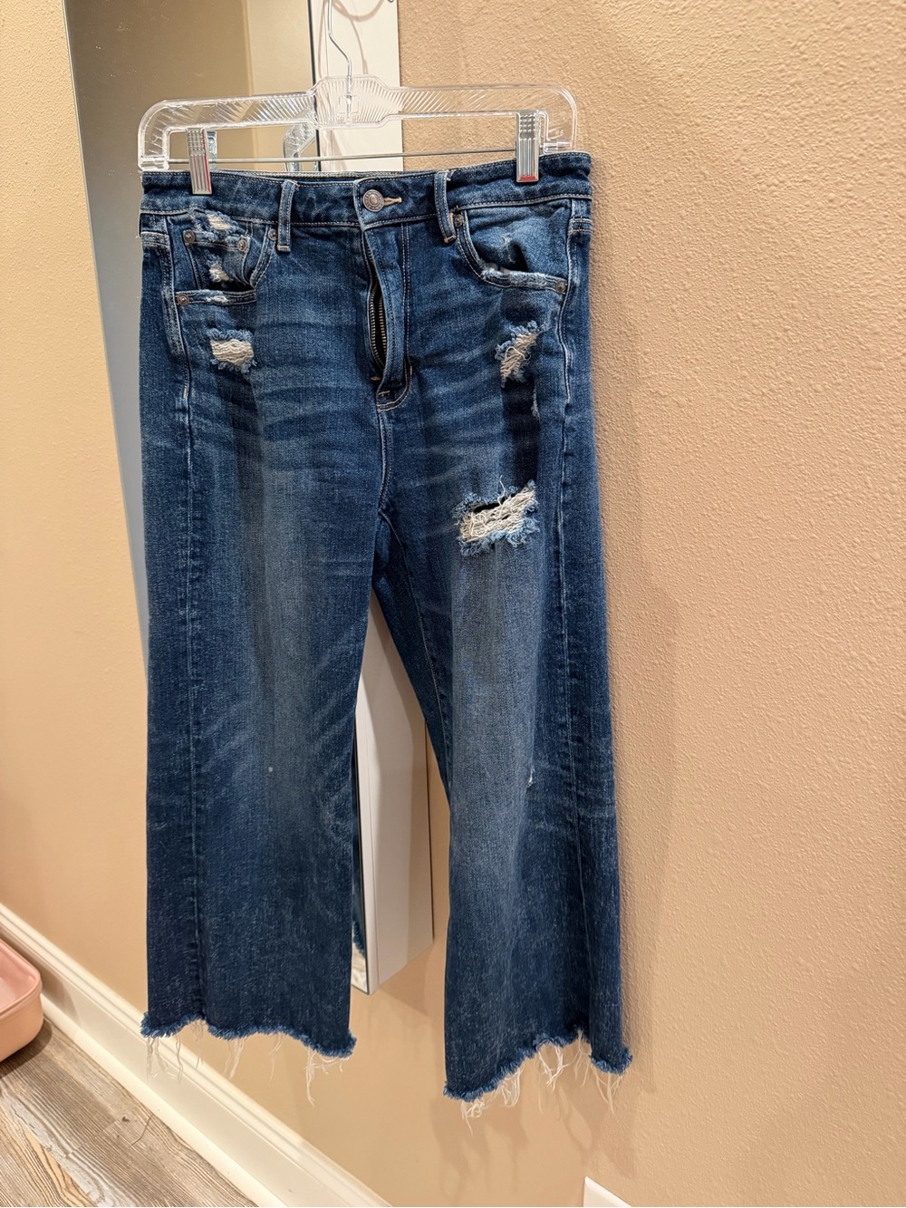 American Eagle Outfitters Distressed Cropped Wide-Leg Jeans - Dark Blue